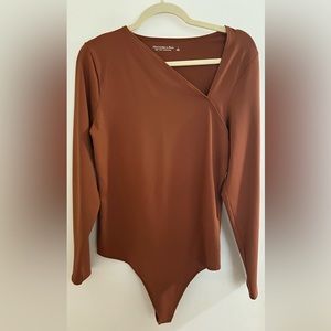 $25 Brown Abercrombie & Fitch thong bodysuit in Large